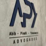 Letreiro de MDF pintado